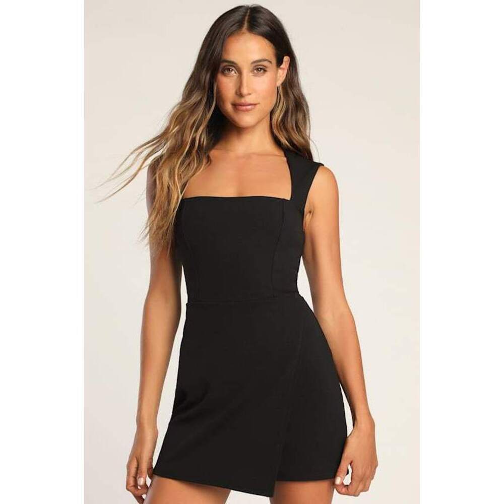 Lulus Enticing Endeavors Black Square Neck Sleeveless Skort Romper - Size M